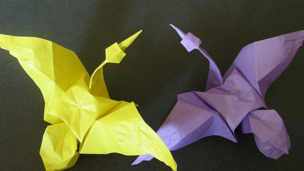 Cómo hacer una grulla de papel (papiroflexia paso a paso)