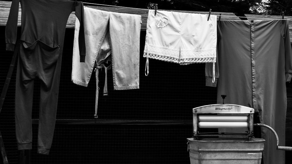 Cómo quitar manchas de sangre de la ropa y las sábanas