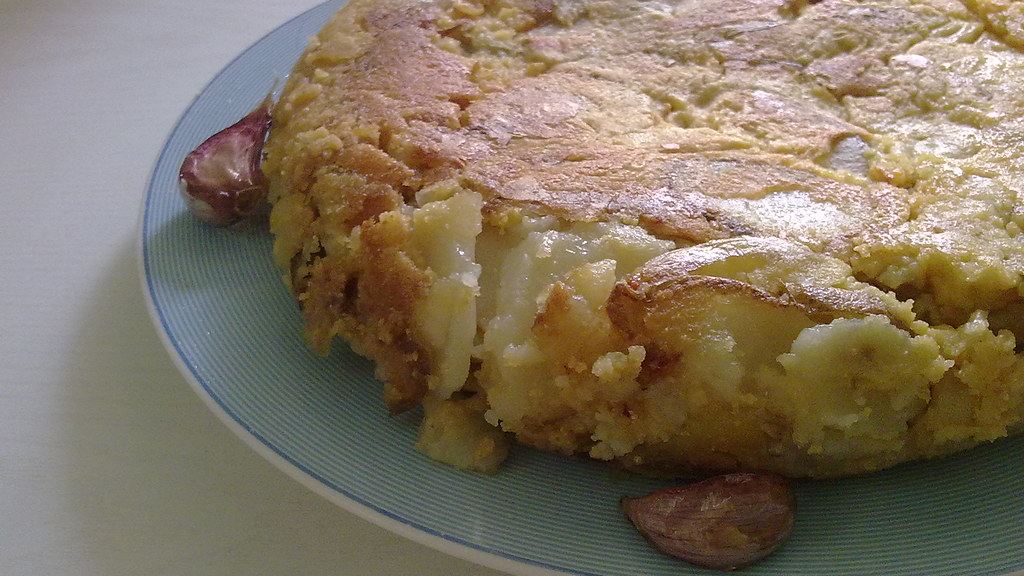 Cómo hacer tortilla de patatas jugosa paso a paso